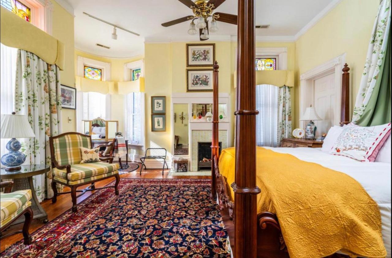 לינה וארוחת בוקר מאקון Burke Mansion מראה חיצוני תמונה