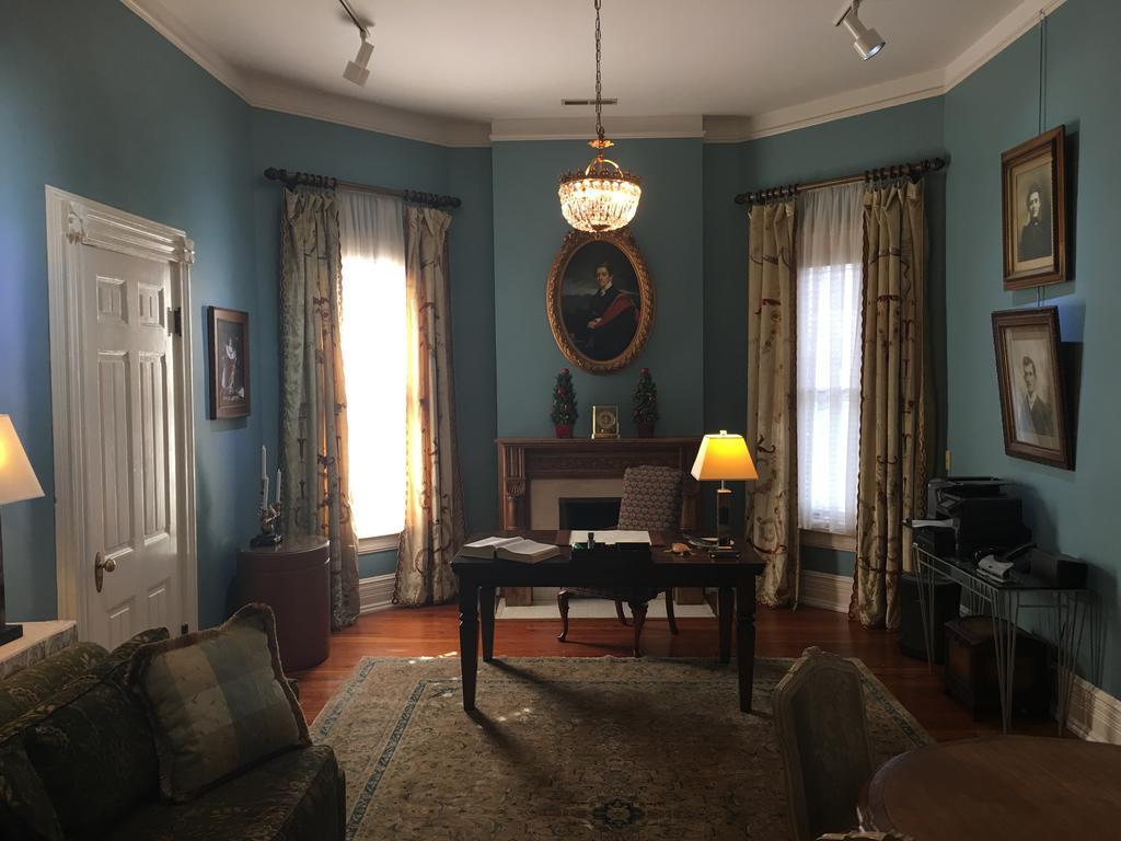 לינה וארוחת בוקר מאקון Burke Mansion מראה חיצוני תמונה